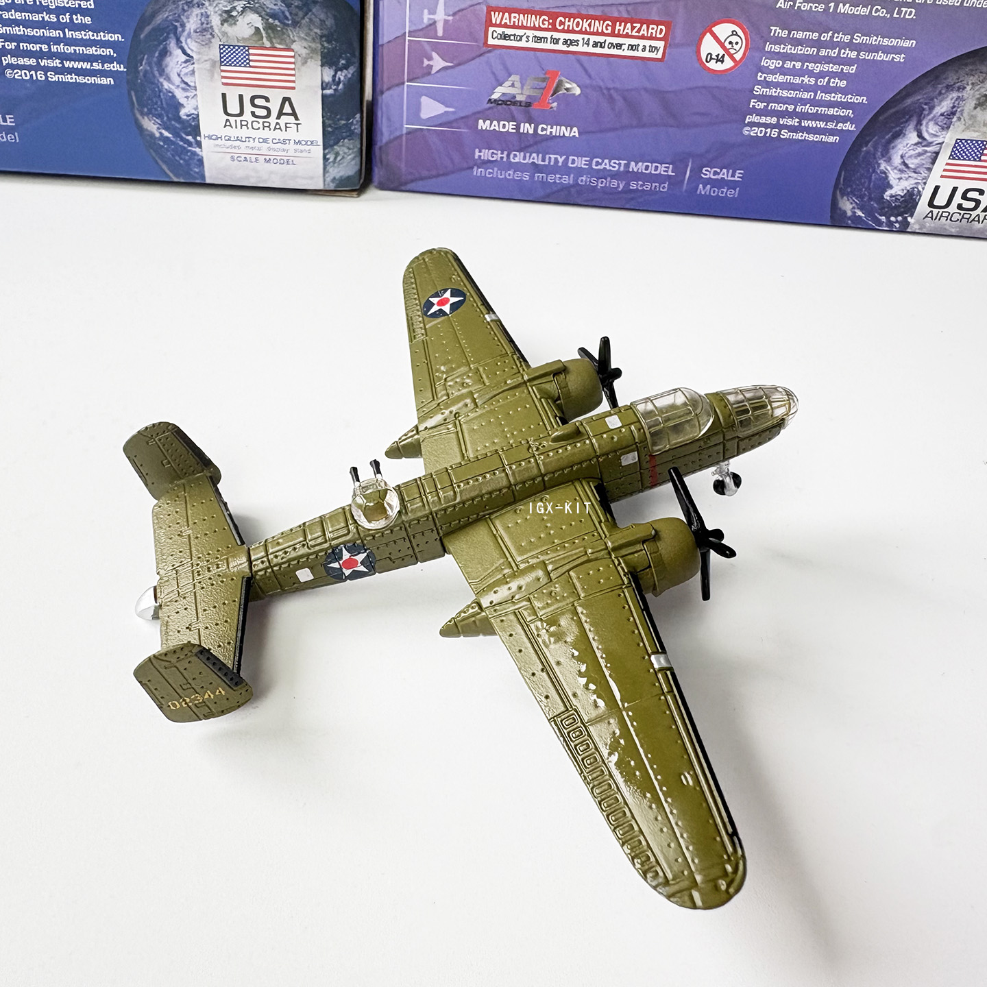 1/200 Scale WWII U.S. B-25 Mit - Model Kit Planes ulasan dan harga